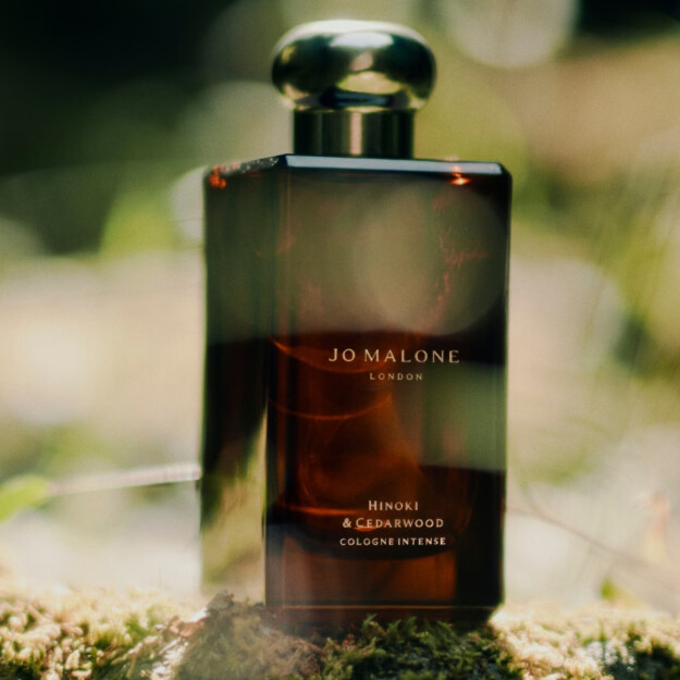colonia hinoki e cedarwood intense