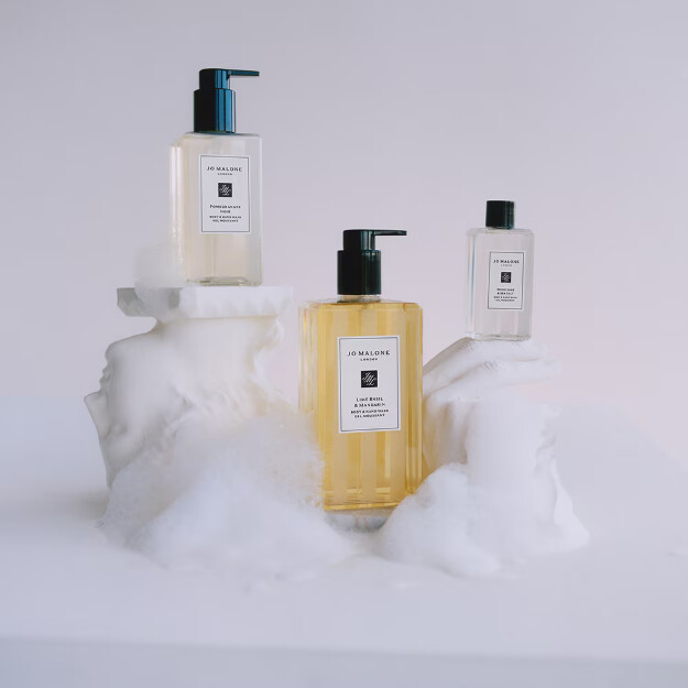 saponetta per il corpo e le mani alla pera inglese e fresia
