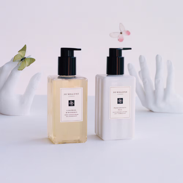 lozione per il corpo e le mani peony blush suede